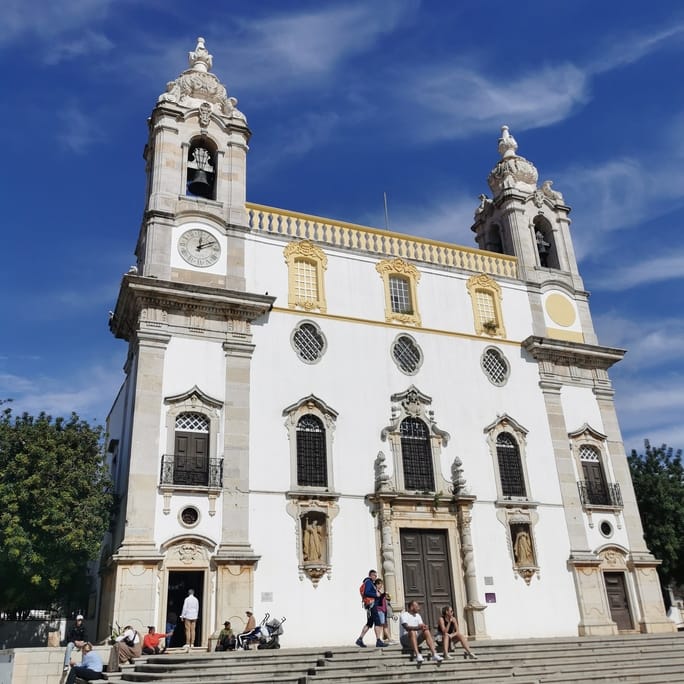 Kaplica w Faro Capela dos Ossos